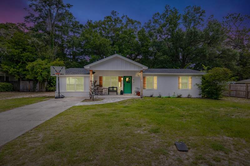 4 bedroom Detached Single Family at 410 James Avenue, Valparaiso Plat 16, Valparaiso — photo 5