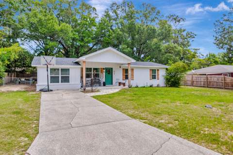410 James Avenue, Valparaiso FL - photo 6 of 46