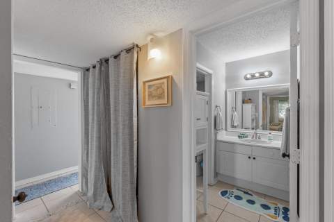 210 Pelham Road #Unit 220A, Fort Walton Beach FL - photo 19 of 40