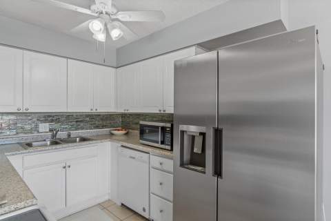 210 Pelham Road #Unit 220A, Fort Walton Beach FL - photo 10 of 40