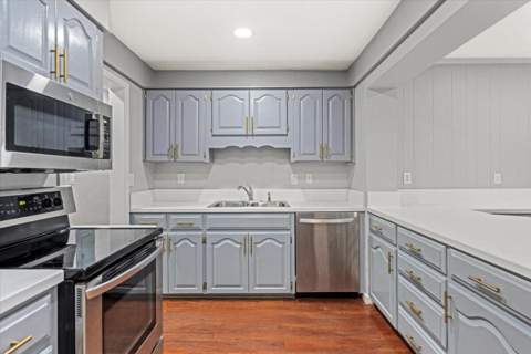 318 NW Oakland Circle, Fort Walton Beach FL - photo 12 of 30