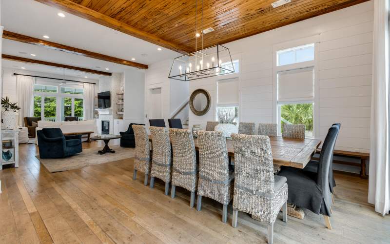7 bedroom Detached Single Family at 3959 W County Hwy 30A, Gulfview Heights 1st Addn, Santa Rosa Beach — photo 4