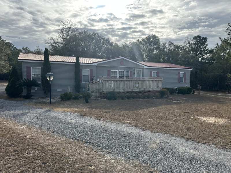 3 bedroom Manufactured Home at 618 Oakridge Road, No Recorded Subdivision, DeFuniak Springs — photo 1