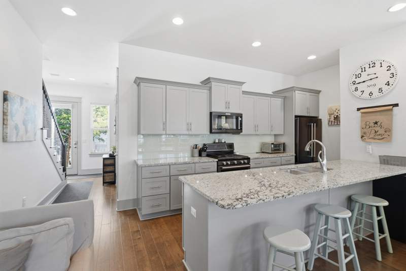 4 bedroom Detached Single Family at 300 Gulfview Circle, Highland Parks, Santa Rosa Beach — photo 5