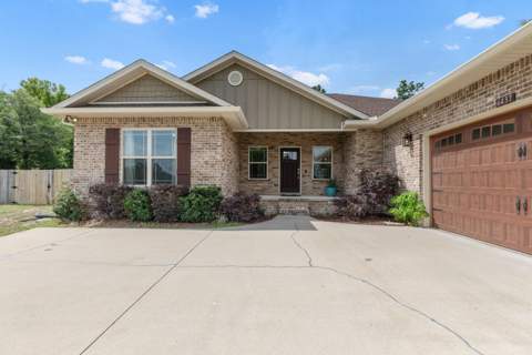 6437 Amanda Court, Crestview FL - photo 6 of 48