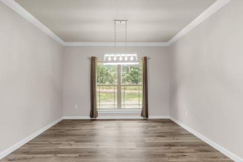 6437 Amanda Court, Crestview FL - photo 13 of 48