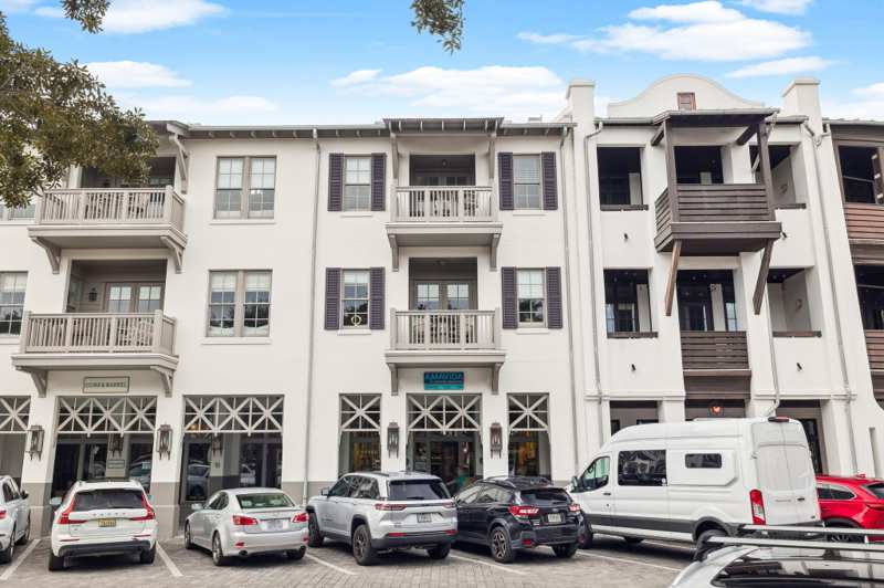 2 bedroom Condominium at 104 N Barrett Square #2A, Rosemary Beach, Rosemary Beach — photo 1