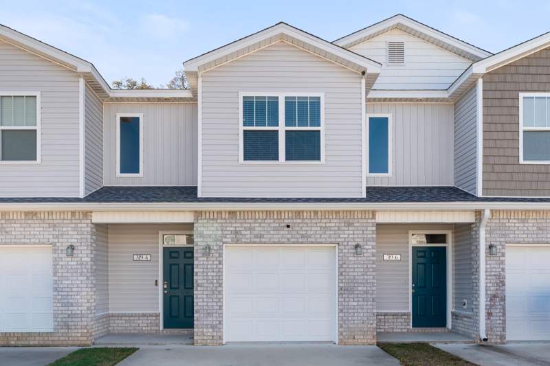 3 bedroom Townhouse at 319 Carmel Drive #4, Orange Place Townhomes, Fort Walton Beach — photo 2