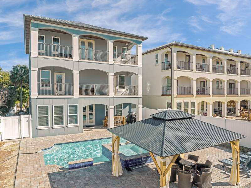 9 bedroom Detached Single Family at 92 Woodward Street, Crystal Beach, Destin — photo 2