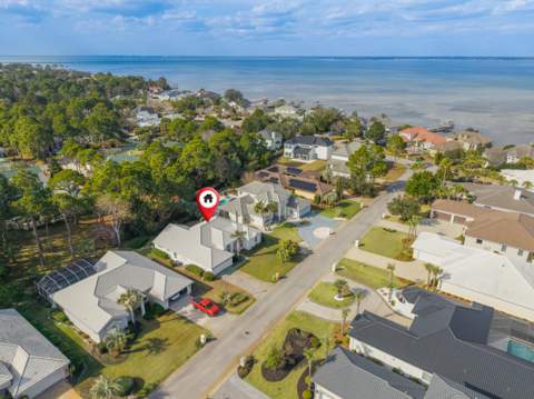 927 Emerald Bay Drive, Destin FL - photo 6 of 67