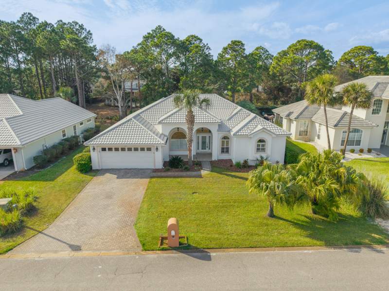 3 bedroom Detached Single Family at 927 Emerald Bay Drive, Emerald Bay Ph 1-B, Destin — photo 2