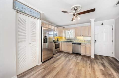 1330 Miracle Strip Parkway #212, Fort Walton Beach FL - photo 13 of 39