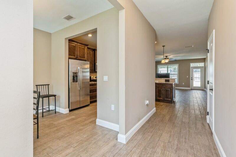 4 bedroom Detached Single Family at 2B Newcastle Drive, Racetrack Road 3rd Addn, Fort Walton Beach — photo 4