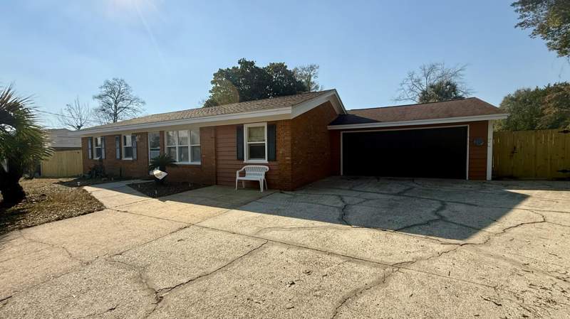 3 bedroom Detached Single Family at 238 NW Martisa Road, Municipal 2nd Add Lot 20 Blk F, Fort Walton Beach — photo 3