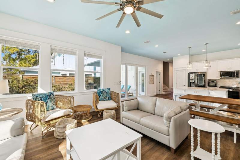 8 bedroom Detached Single Family at 147 Charlotte Avenue, Frangista Beach 2nd Addn, Miramar Beach — photo 4