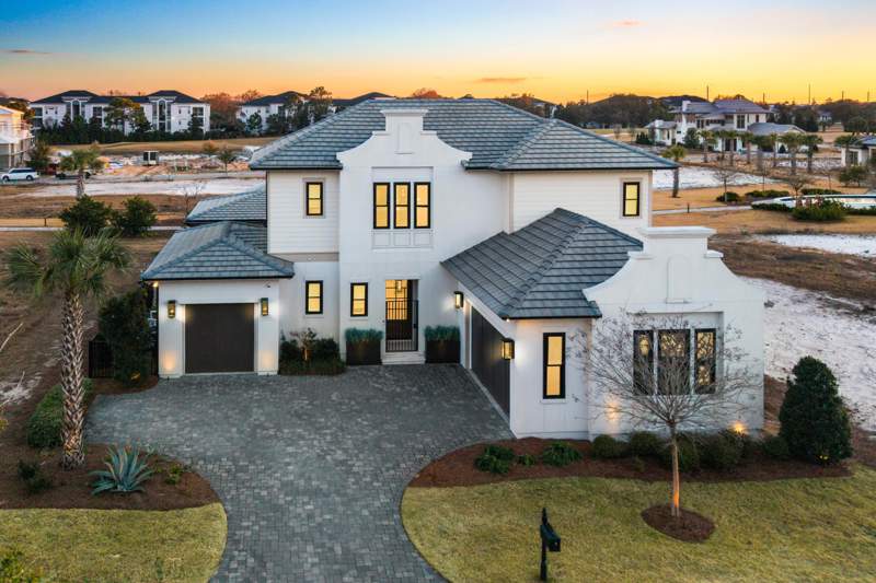 4 bedroom Detached Single Family at 4558 Leeward Lane, Regatta Bay, Destin — photo 2