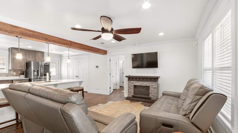 3 bedroom Detached Single Family at 521 W Juniper Avenue, Oakwood Hills, DeFuniak Springs — photo 2