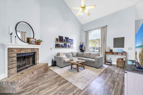 1059 Windmill Drive, Fort Walton Beach FL - photo 8 of 28