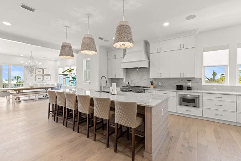6 bedroom Detached Single Family at 12 Jan Court, Inlet Palms, Inlet Beach — photo 4