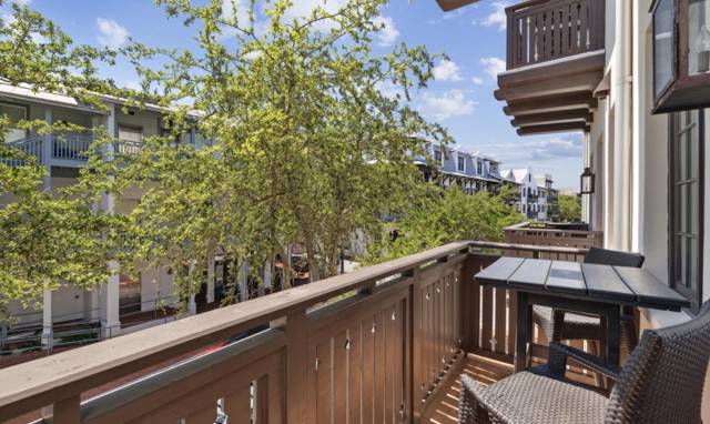 78 N Barrett Square ## 4