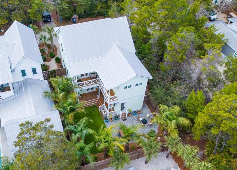 5 bedroom Detached Single Family at 109 Williams Street, Dalton Unrec, Santa Rosa Beach — photo 1