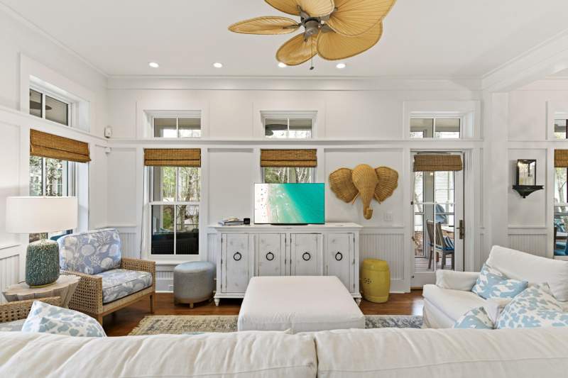 4 bedroom Detached Single Family at 23 Winterberry Circle, Watercolor, Santa Rosa Beach — photo 4