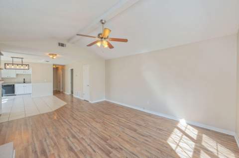 204 Mckinley Street, Niceville FL - photo 7 of 23