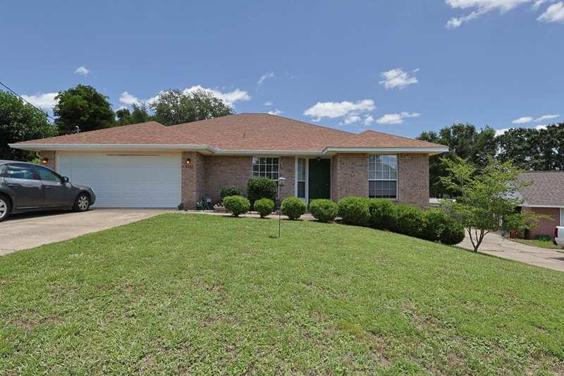 4 bedroom Detached Single Family at 5205 Whitehurst Lane, Antioch Estates S/D, Crestview — photo 1