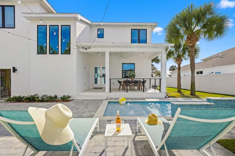 4 bedroom Detached Single Family at 169 Walton Buena Vista Drive, Sand Cliffs, Inlet Beach — photo 3