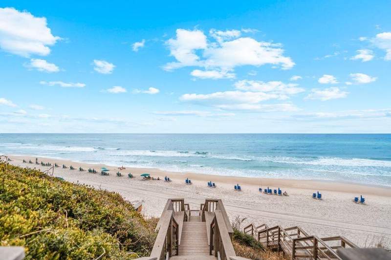 3 bedroom Detached Single Family at 8372 E County Hwy 30A, Inlet Beach, Inlet Beach — photo 3