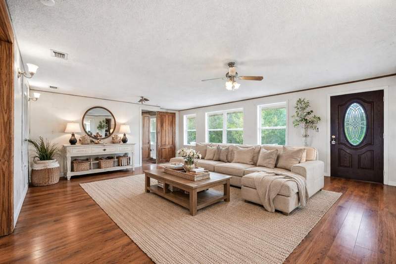 3 bedroom Detached Single Family at 4758 Boutwell Road, No Recorded Subdivision, Laurel Hill — photo 5