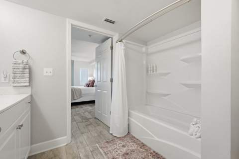 866 Santa Rosa Boulevard #506, Fort Walton Beach FL - photo 10 of 49