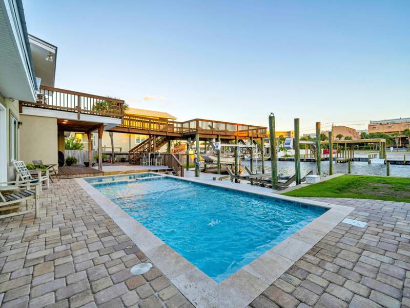4 bedroom Detached Single Family at 524 Vera Cruz Drive, Holiday Isle, Destin — photo 5
