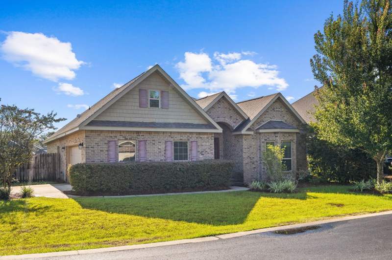 3 bedroom Detached Single Family at 294 Maddox Street, Peach Creek, Point Washington — photo 2