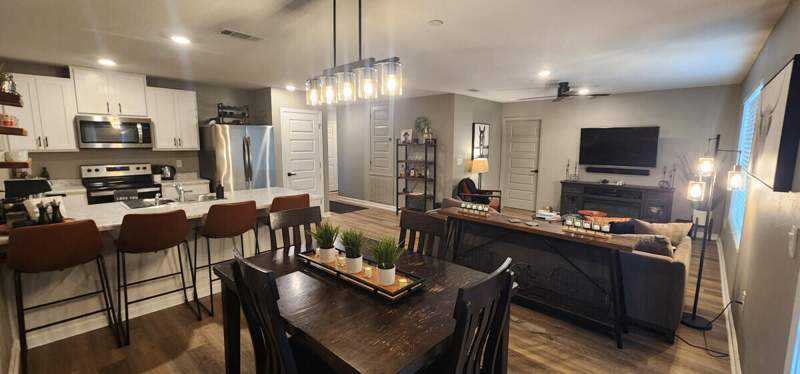 4 bedroom Detached Single Family at 3110 Van Day Way, Nonesuch Way, Crestview — photo 3
