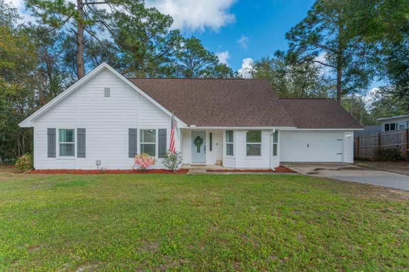 3 bedroom Detached Single Family at 2751 Keats Drive, Page Place 2, Crestview — photo 1