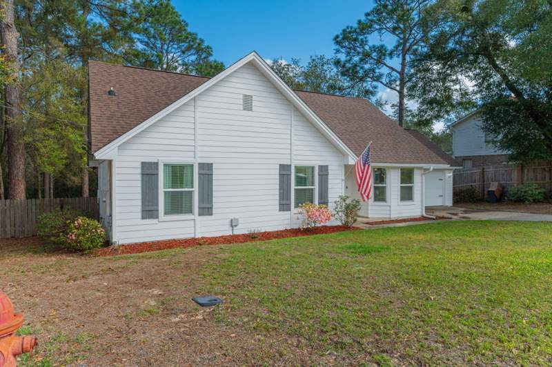 3 bedroom Detached Single Family at 2751 Keats Drive, Page Place 2, Crestview — photo 3