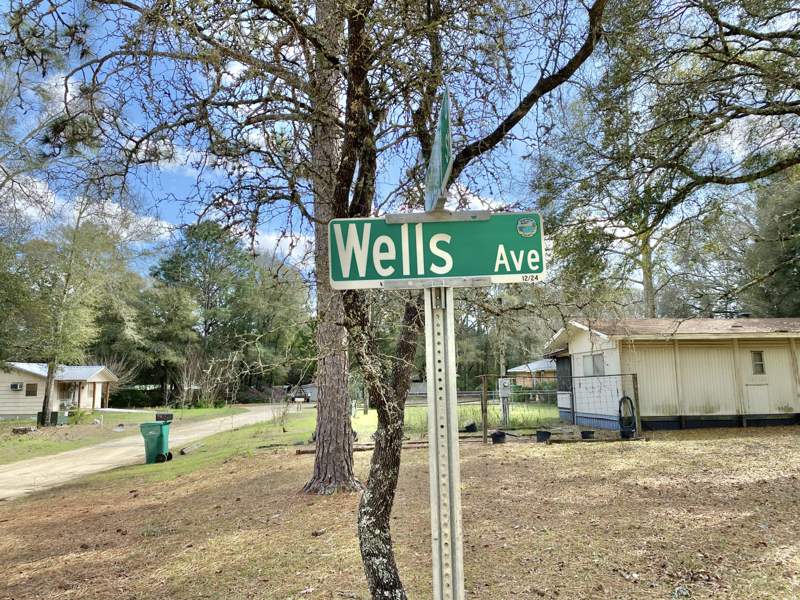 2 bedroom Mobile Home at 3210 Wells Avenue, Nonesuch Way, Crestview — photo 2