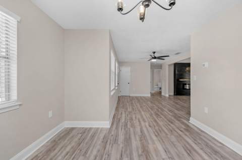 803 Linden Avenue, Niceville FL - photo 8 of 27