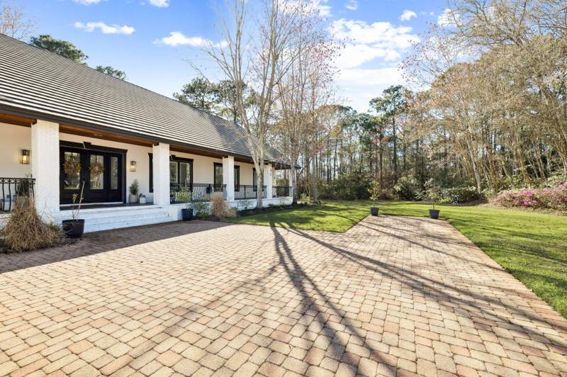 4 bedroom Detached Single Family at 410 Windjammer Court, Regatta Bay Ph 1, Destin — photo 2