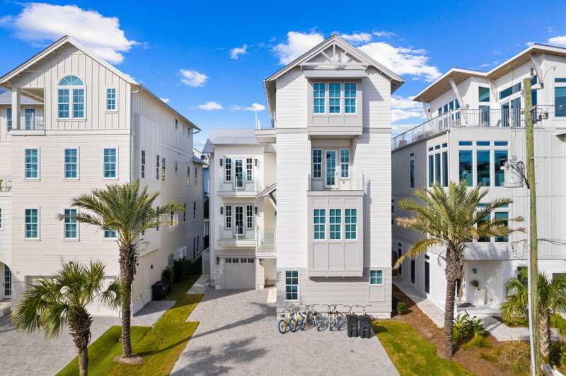 8 bedroom Detached Single Family at 41 Dogwood Street, Seagrove, Santa Rosa Beach — photo 1