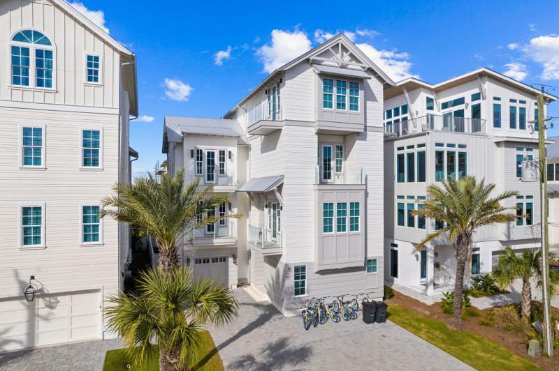 8 bedroom Detached Single Family at 41 Dogwood Street, Seagrove, Santa Rosa Beach — photo 2