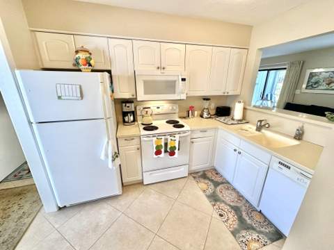 534 Augusta Place ## 11402, Miramar Beach FL - photo 14 of 47