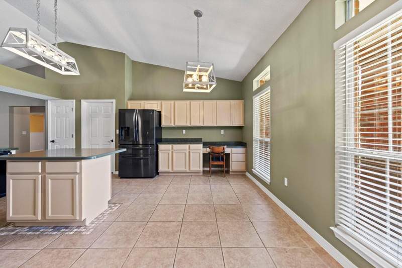 3 bedroom Detached Single Family at 1177 Blackberry Circle, Countrywood Est, Baker — photo 4