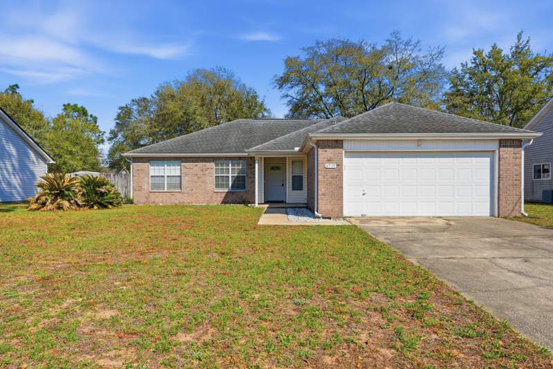 4 bedroom Detached Single Family at 4719 Connor Drive, Sugar Creek S/D, Crestview — photo 3