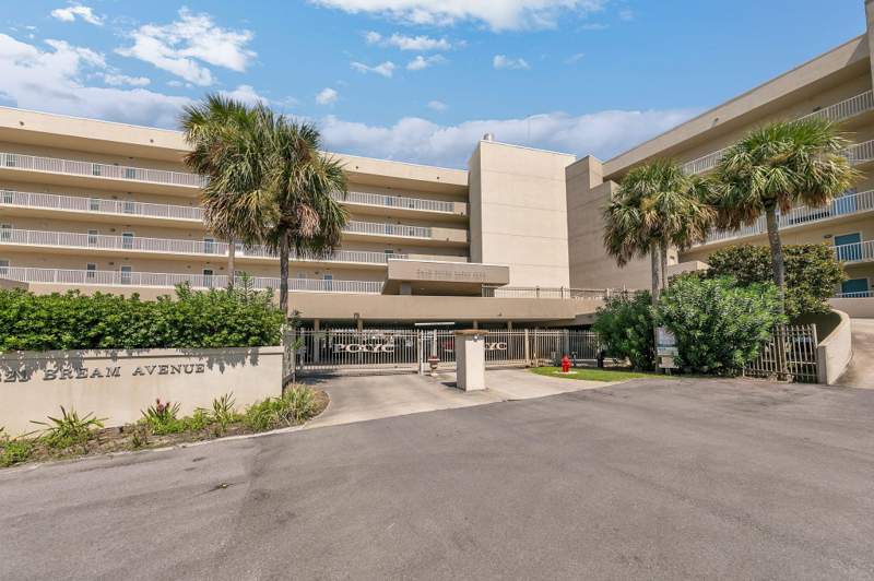 2 bedroom Condominium at 321 Bream Avenue #309, Palm Court Yacht Club, Fort Walton Beach — photo 2