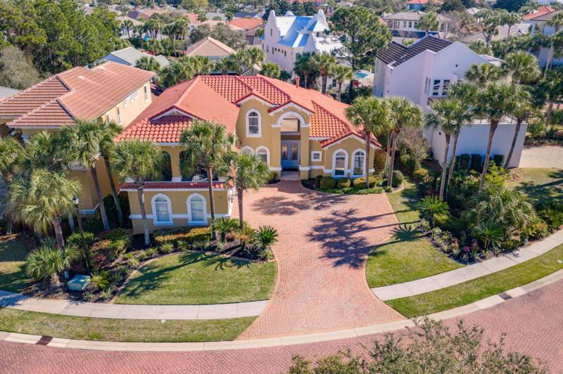 5 bedroom Detached Single Family at 55 Tranquility Lane, Destiny East Ph 1, Destin — photo 2
