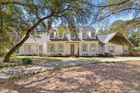 2624 Edgewater Drive, luxury home for sale in Niceville
