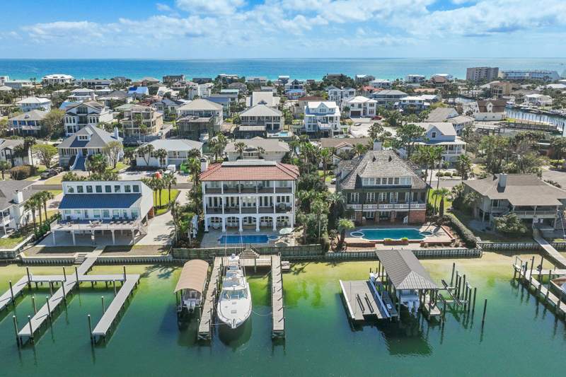 4 bedroom Detached Single Family at 609 Lagoon Drive, Holiday Isle, Destin — photo 3