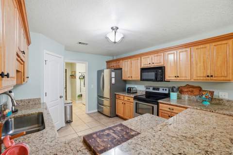 2182 Hagood Loop, Crestview FL - photo 11 of 43